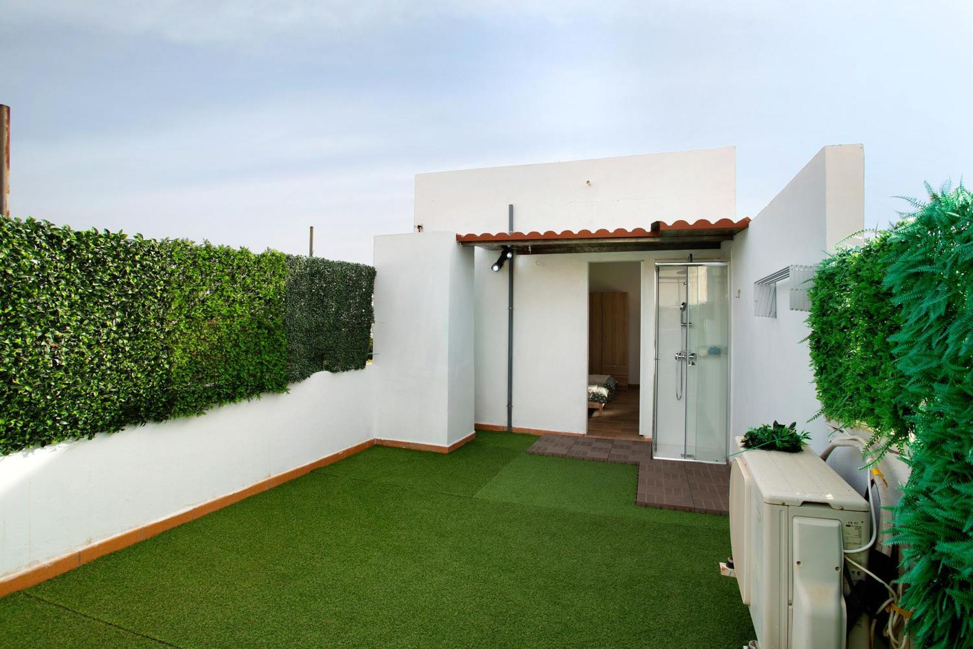 Casa Plaza San Nicolas De Bari Sardina Exterior foto